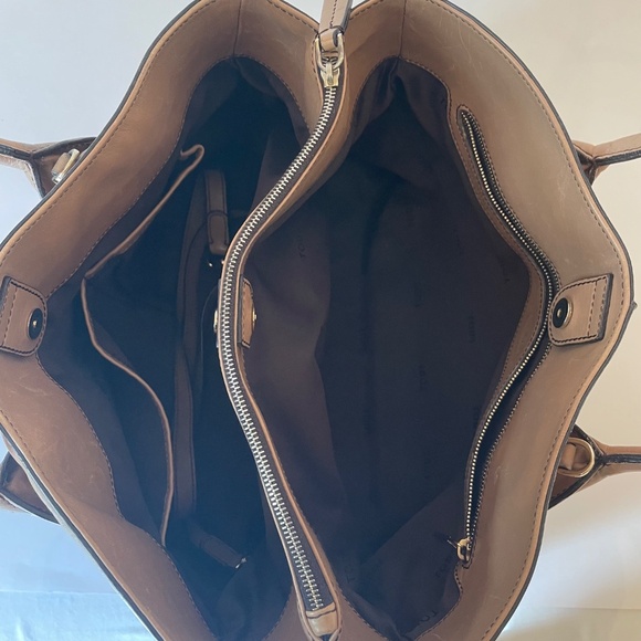 TOD'S D Bag with strap Taupe Brown Satchel Hand Bag Convertible - Picture 10 of 15